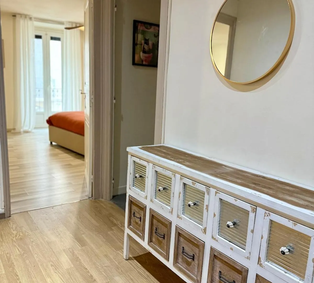Le Cocon Colore - Appartement Centre Ville 루르드 아파트